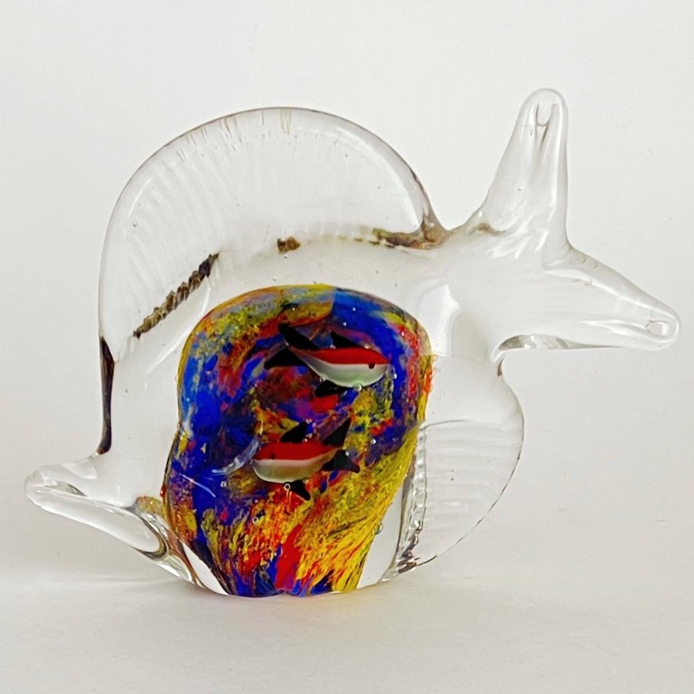 Vintage Art Glass Figural Paperweight 2 Sided Aquarium Tropical Fish 4 inches